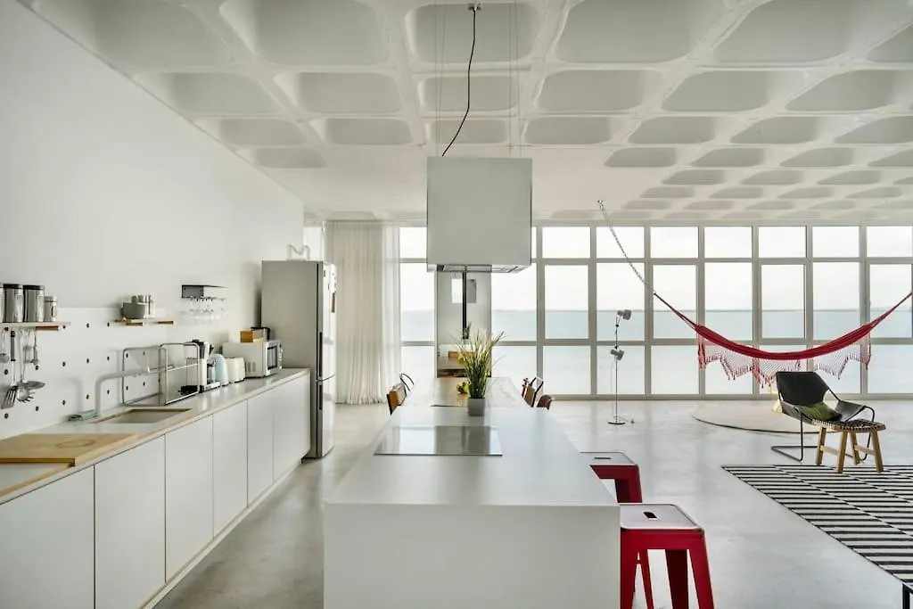 Loft Espacoso Com Vista Deslumbrante Para O Tejo Lissabon